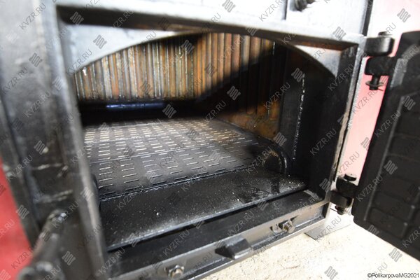 Колосниковая топка котла 800 КВт уголь дрова